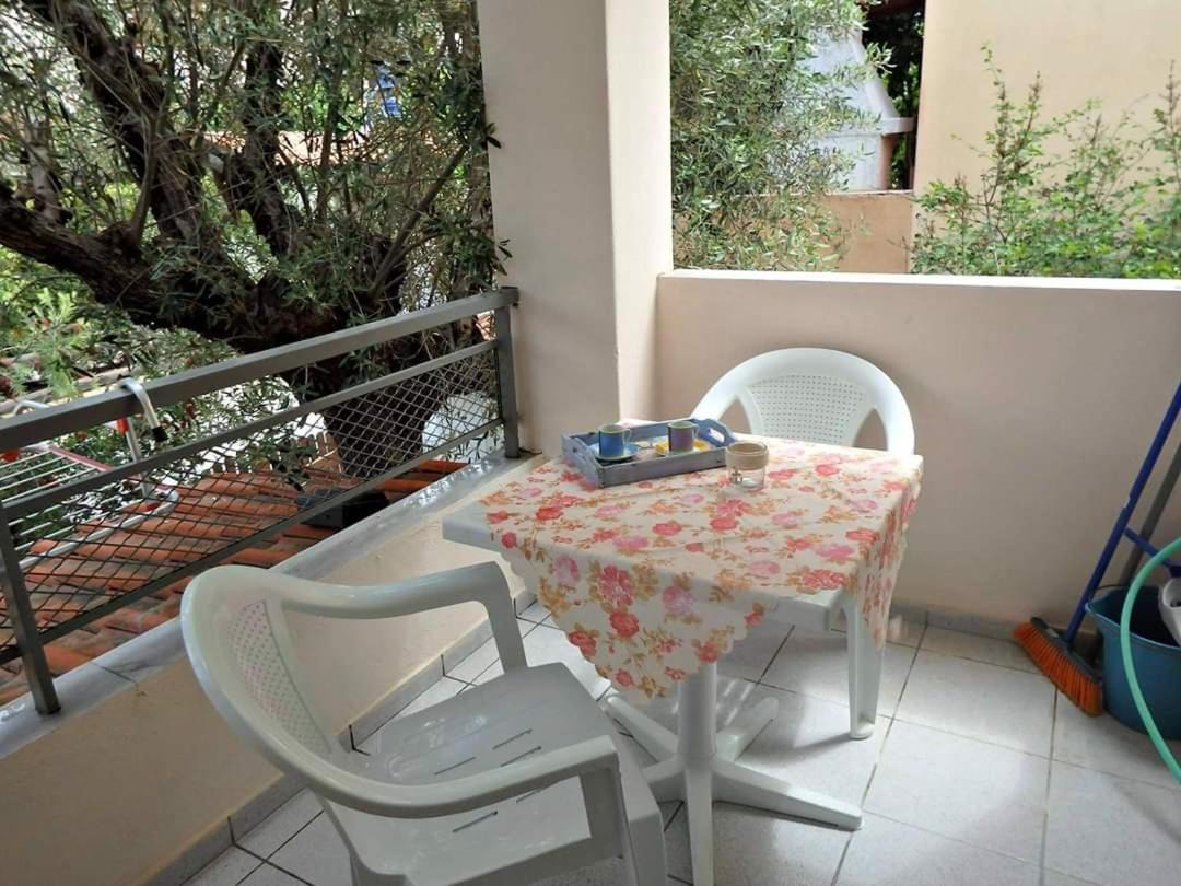 Fouli House Aparthotel Pefkochori Eksteriør bilde
