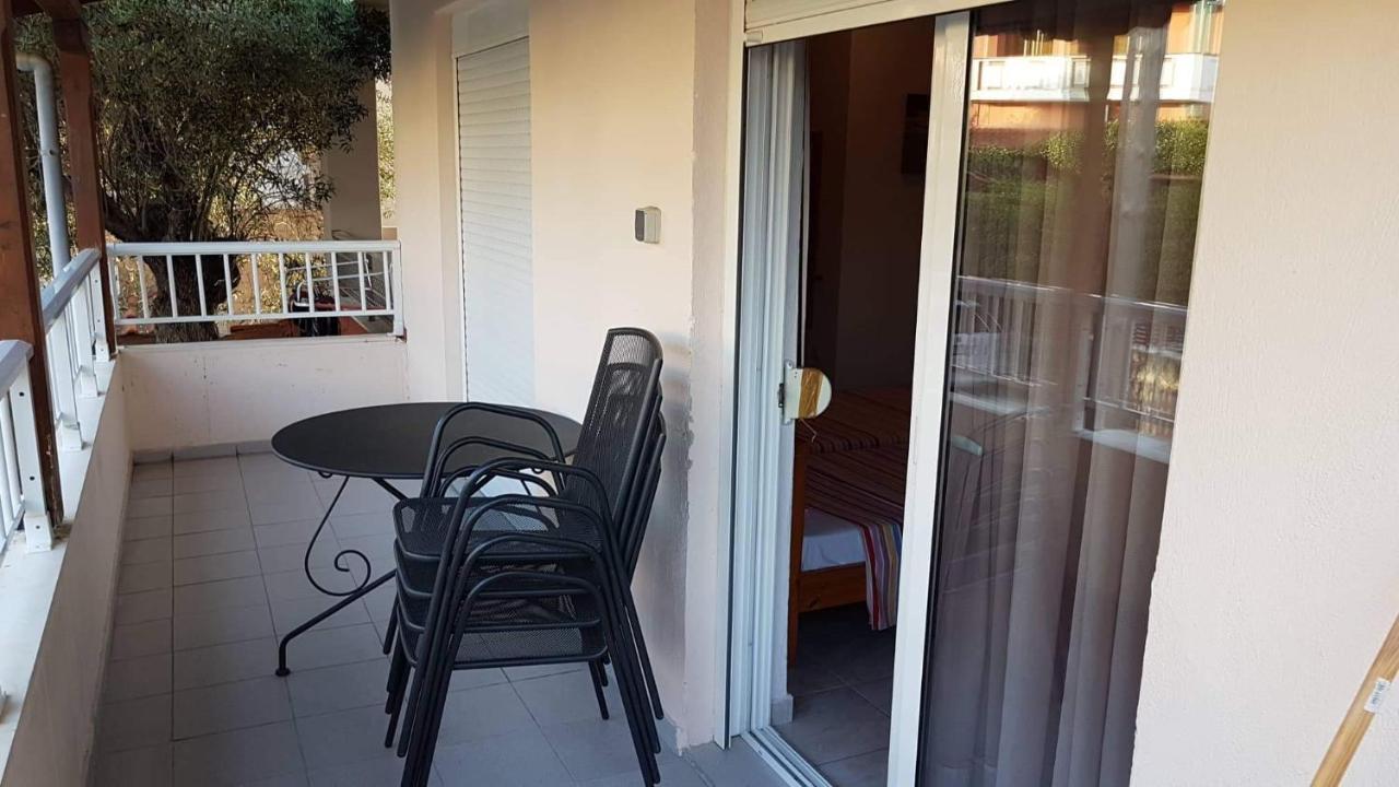 Fouli House Aparthotel Pefkochori Eksteriør bilde